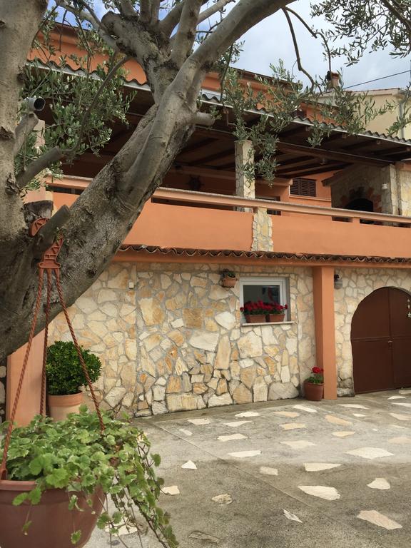 Guesthouse Tariba Supetarska Draga Bagian luar foto