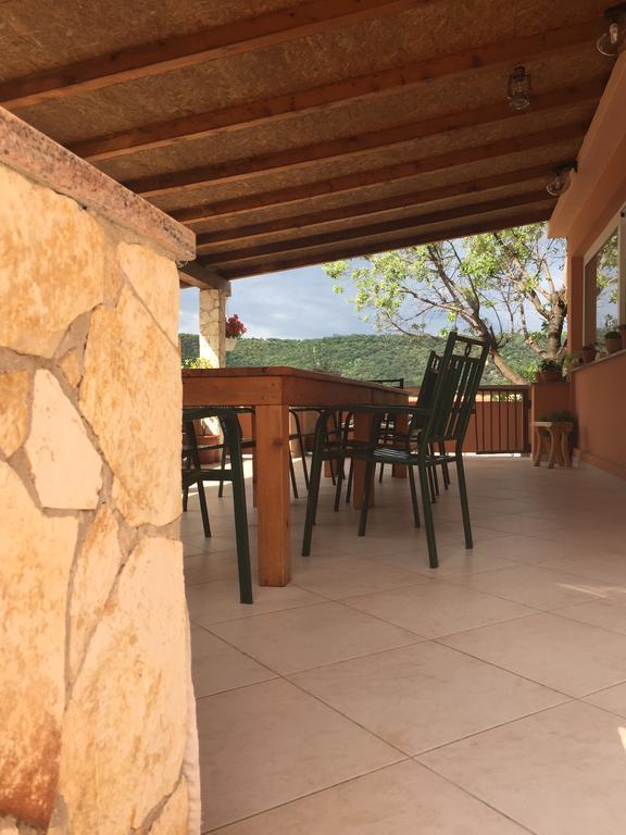 Guesthouse Tariba Supetarska Draga Bagian luar foto